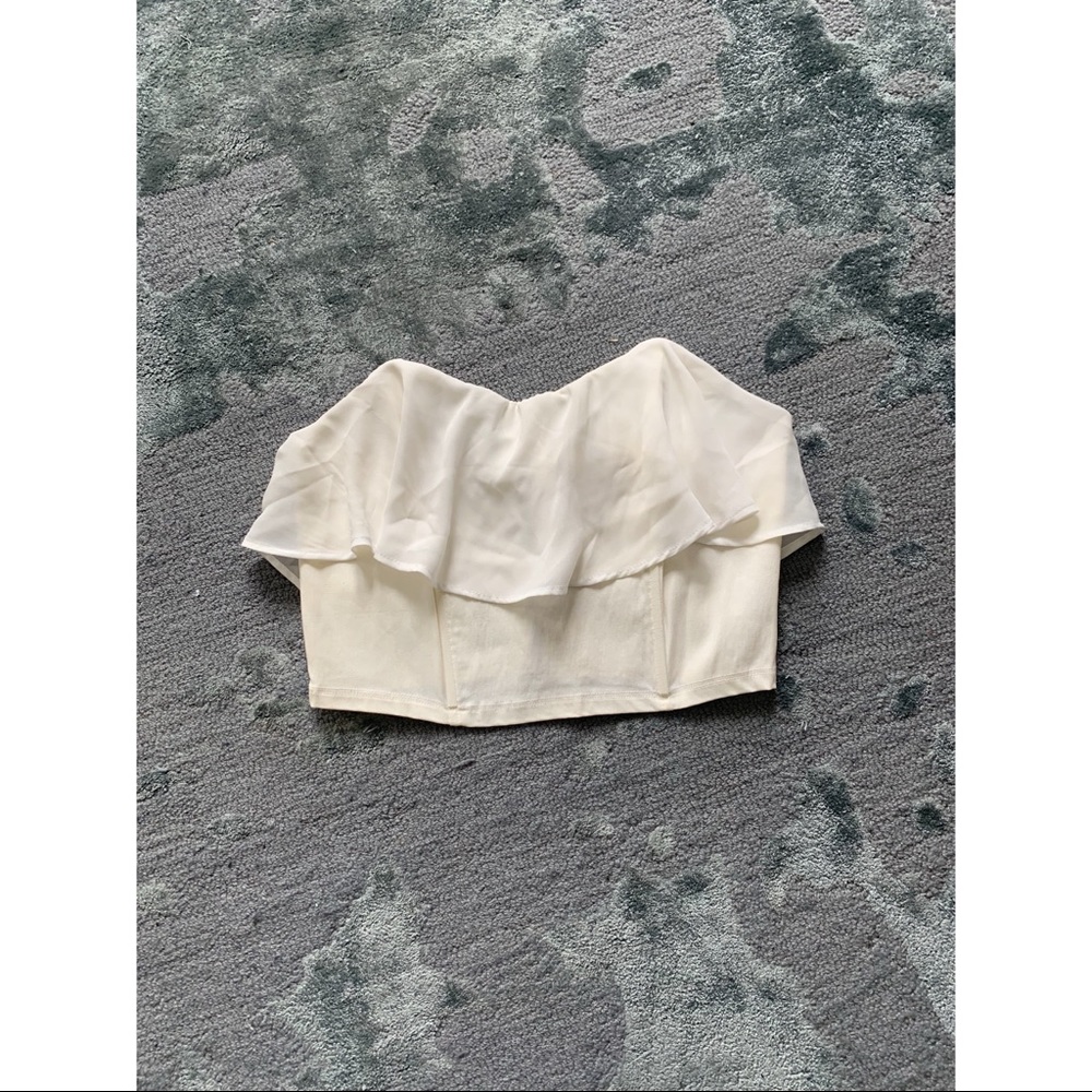 Charlotte Russe large white crop top zipper back